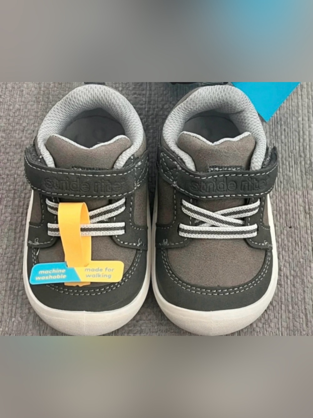 Stride Rite Munchkin Baby & Toddler Sneakers Hook & Loop Gray Size 5